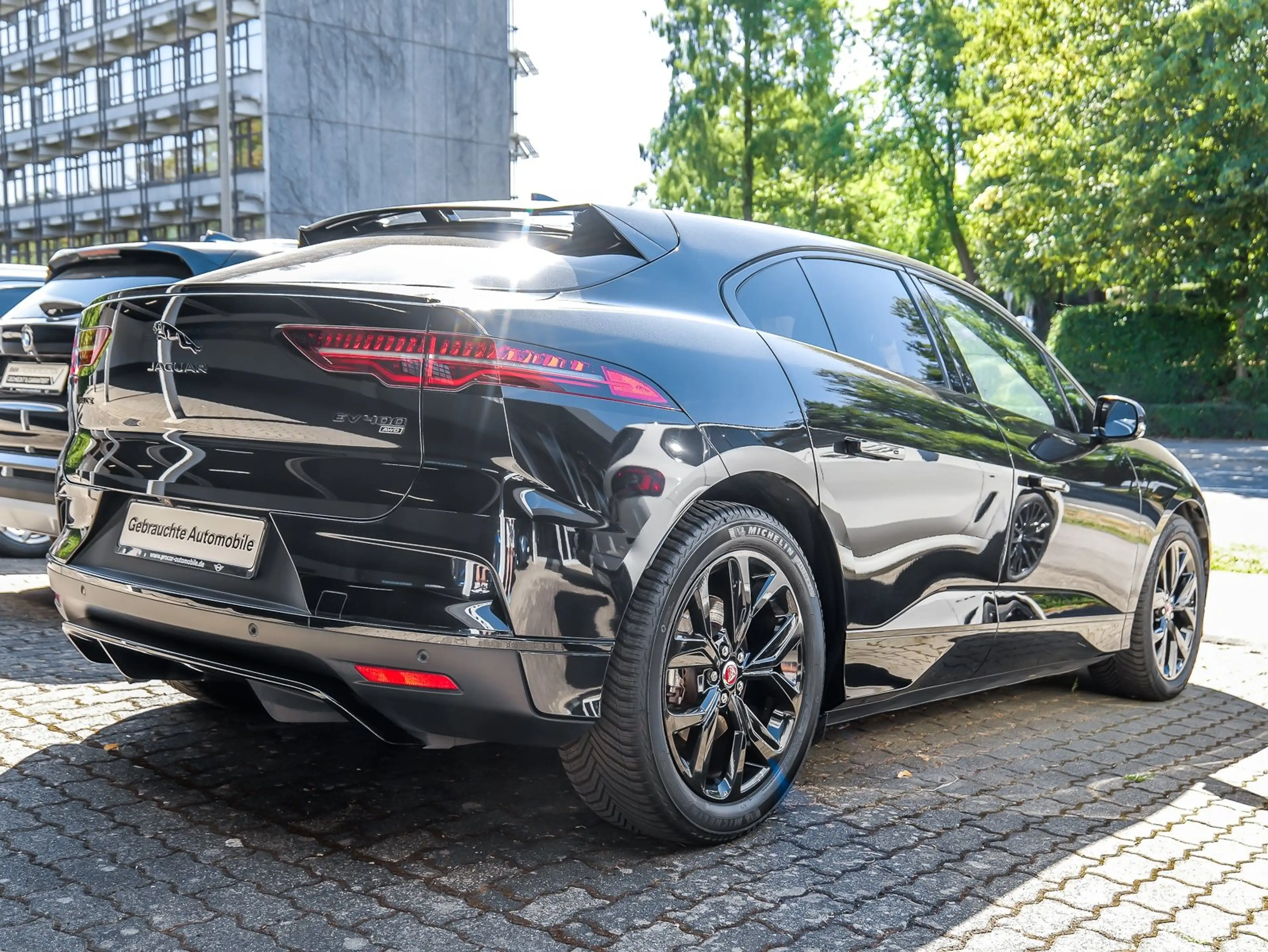 Jaguar I-Pace EV400 AWD S HUD PANO ACC NAVI Standh. LM — photo 2