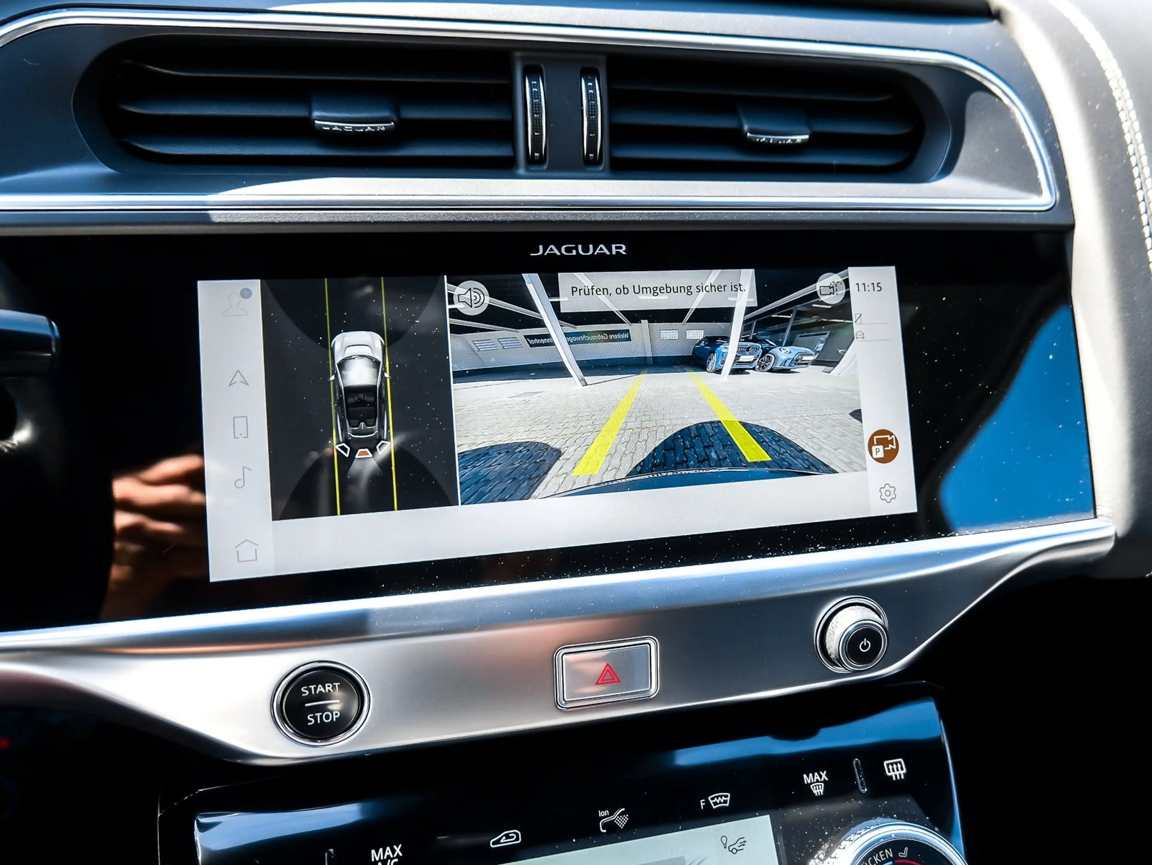 Jaguar I-Pace EV400 AWD S HUD PANO ACC NAVI Standh. LM — photo 15