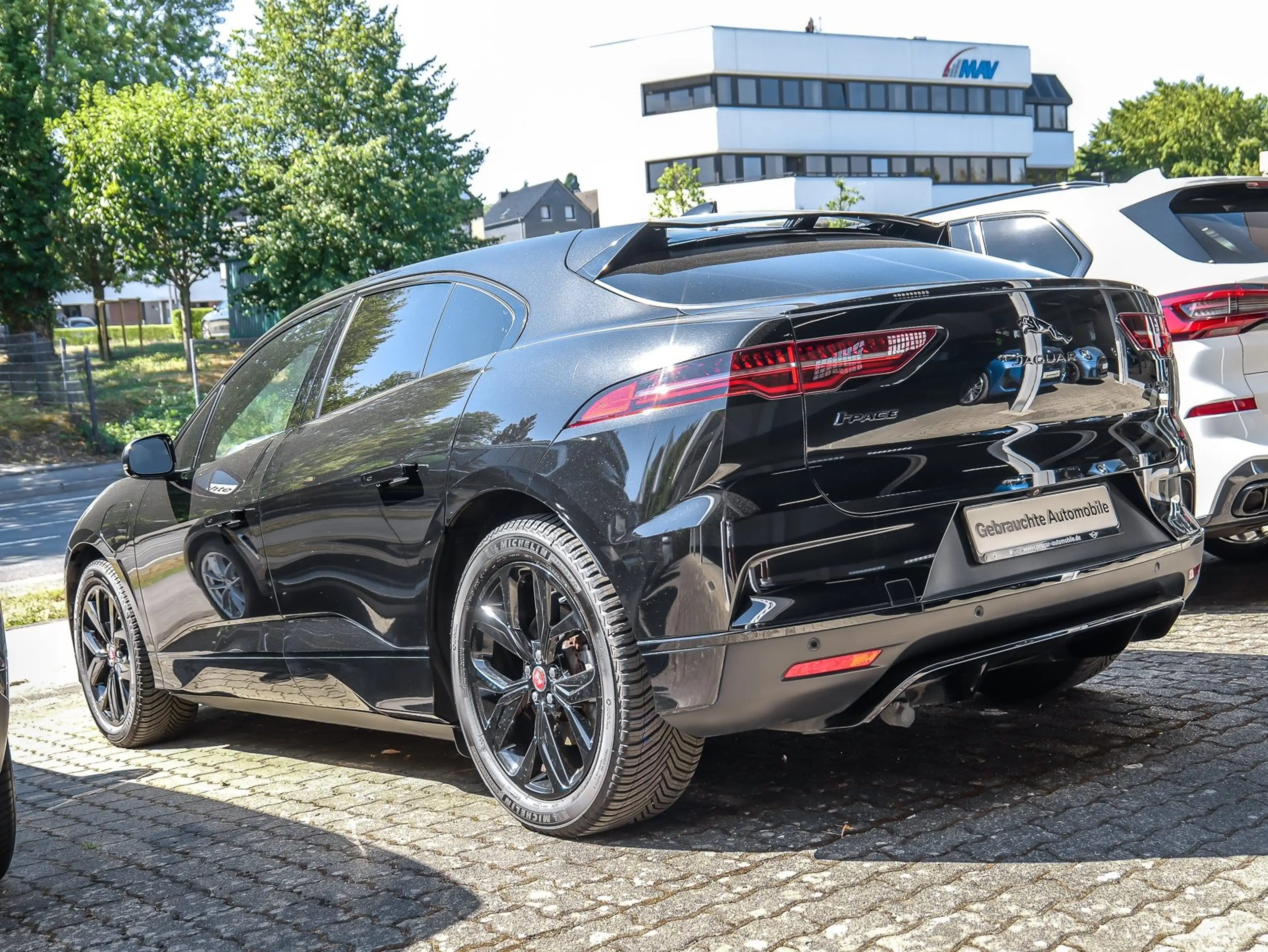 Jaguar I-Pace EV400 AWD S HUD PANO ACC NAVI Standh. LM — photo 7