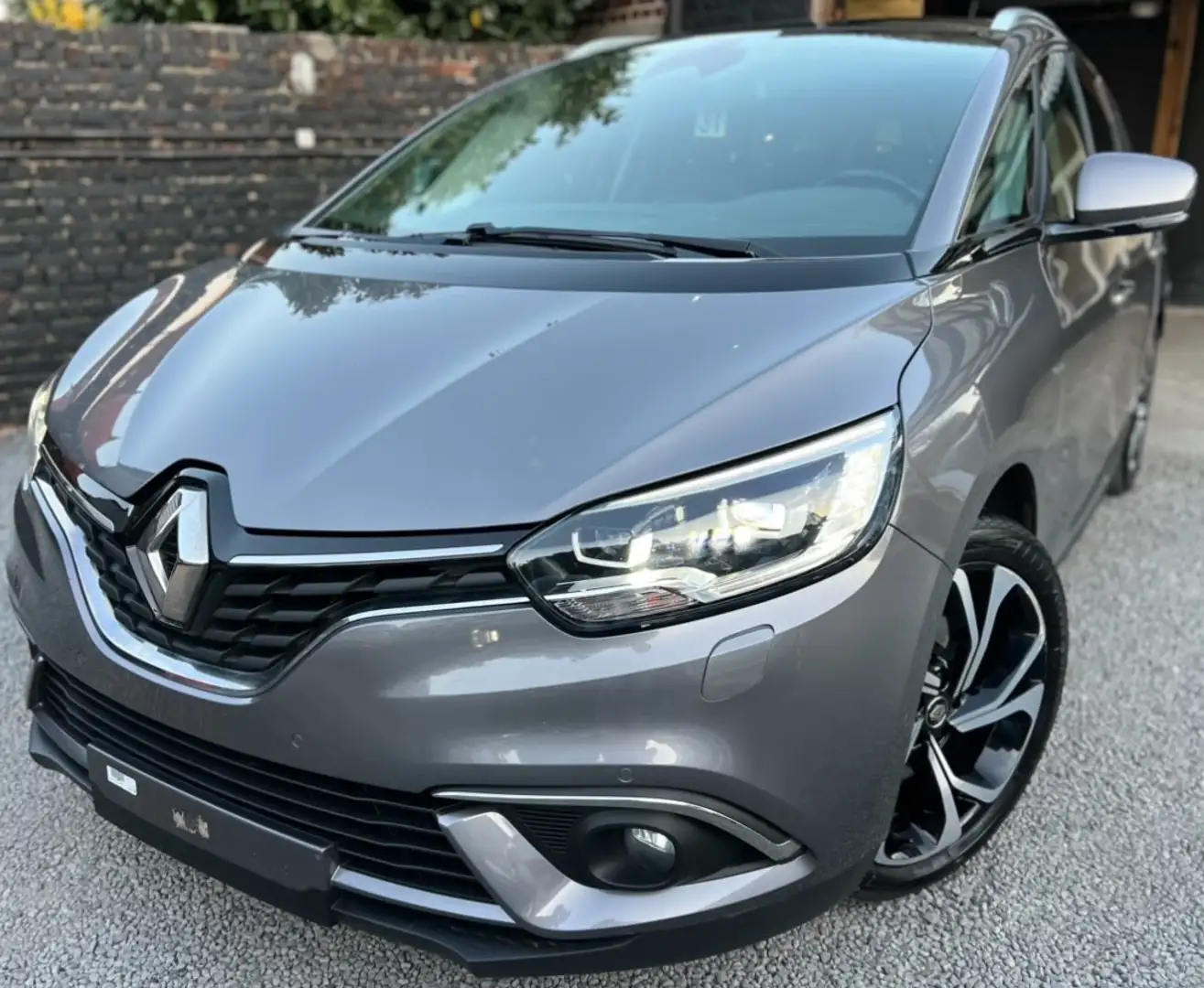 Renault Grand Scenic Scénic 1.7 Blue dCi Bose Edition +7 PL+CAMÉRA+NA Gris - 1