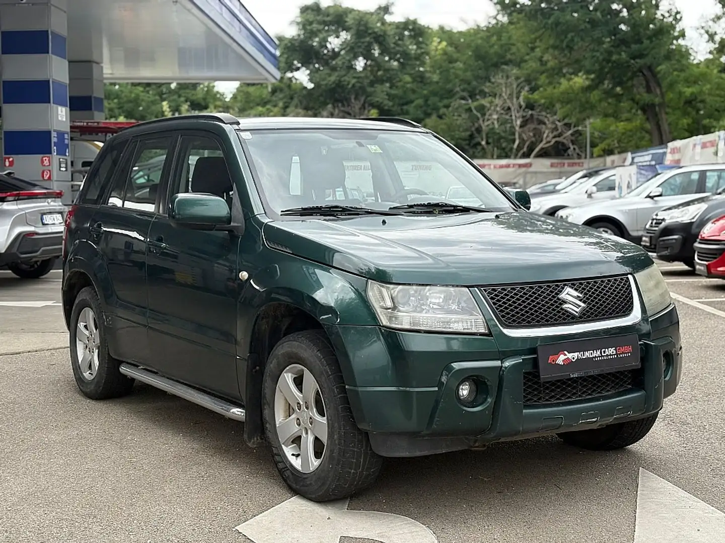 Suzuki Grand Vitara 2,0 DOHC 4WD **PICKERL 09/2025** Grün - 1