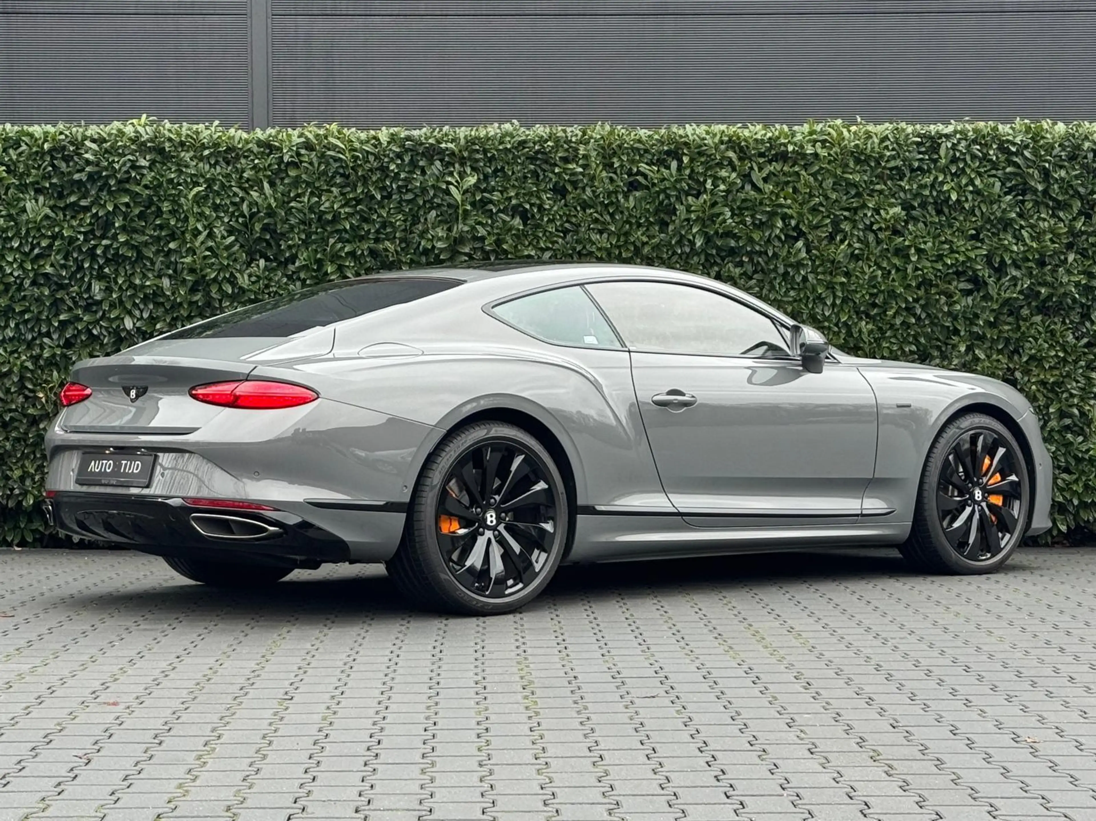 Bentley Continental GT 4.0 V8 Hybrid BLACK EDITION MULLINER, BTW AUTO, PA — photo 2