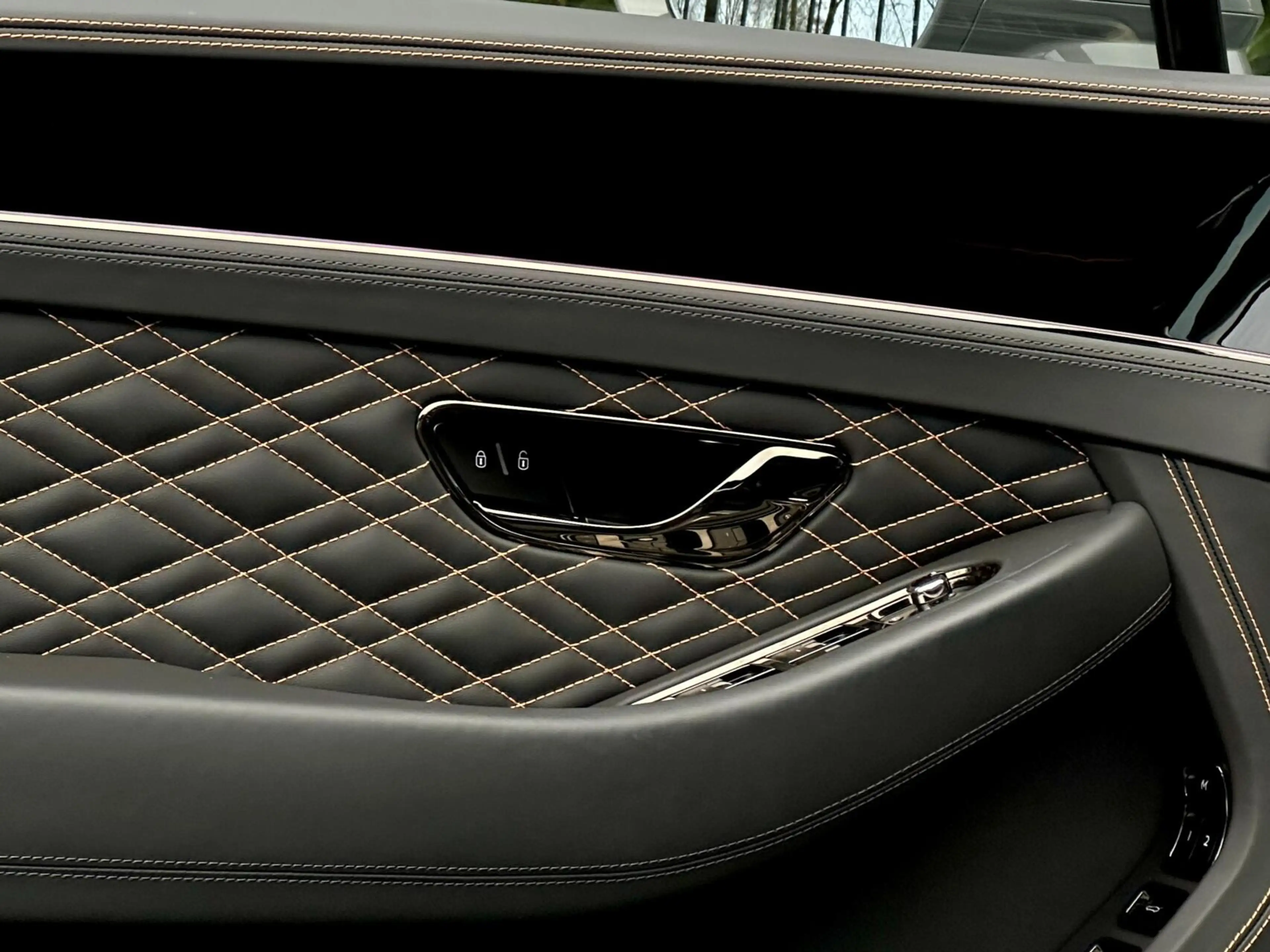 Bentley Continental GT 4.0 V8 Hybrid BLACK EDITION MULLINER, BTW AUTO, PA — photo 40