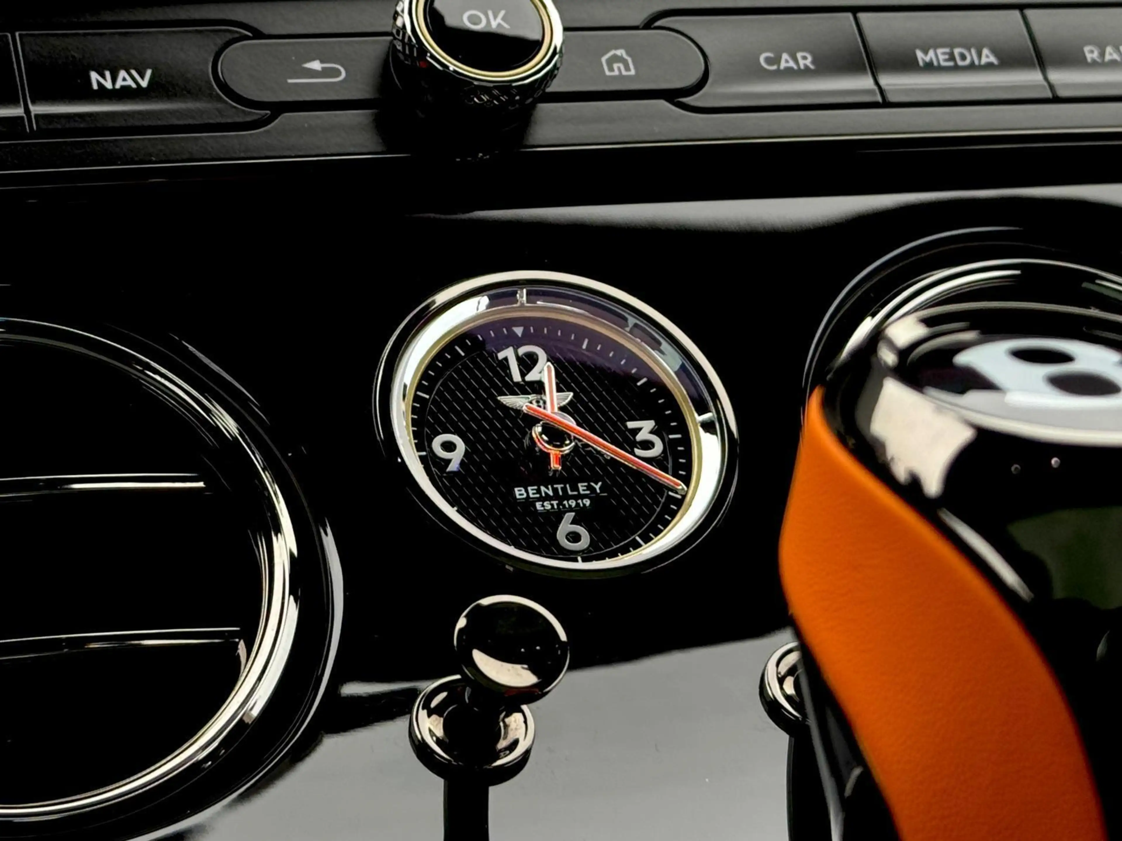 Bentley Continental GT 4.0 V8 Hybrid BLACK EDITION MULLINER, BTW AUTO, PA — photo 25