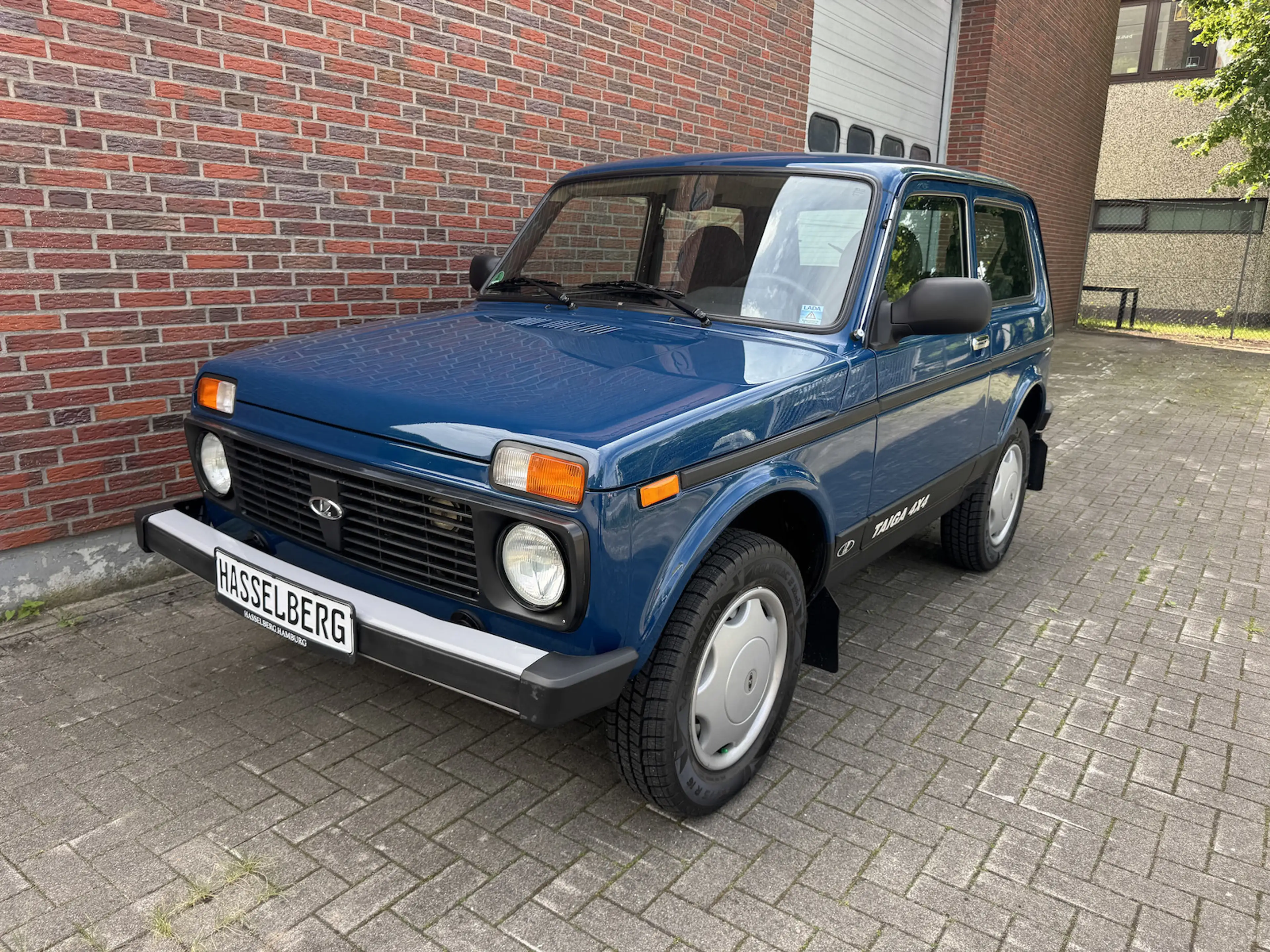 Lada Niva TAIGA Day 4x4 wie neu 2121DE Standhzg. Navi — photo 8
