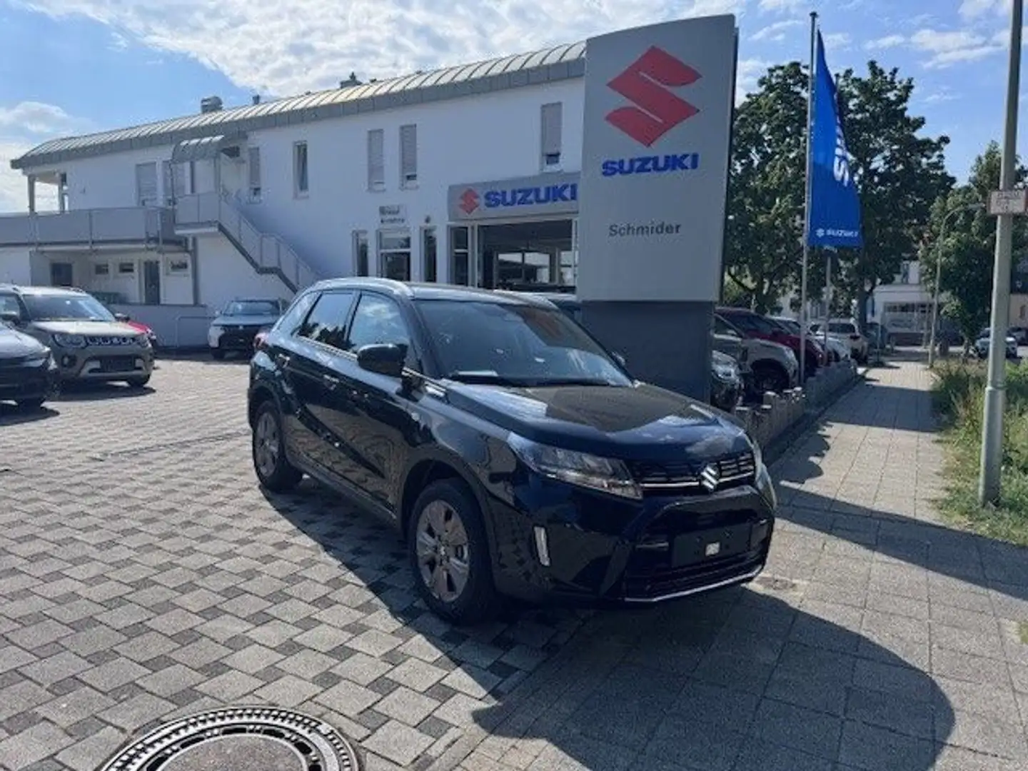 Suzuki Vitara 1.4 BOOSTERJET HYBRID Comfort Allgrip Schwarz - 1