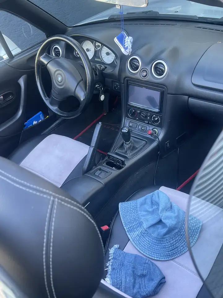 Mazda MX-5 1.6i 16V, foto 5