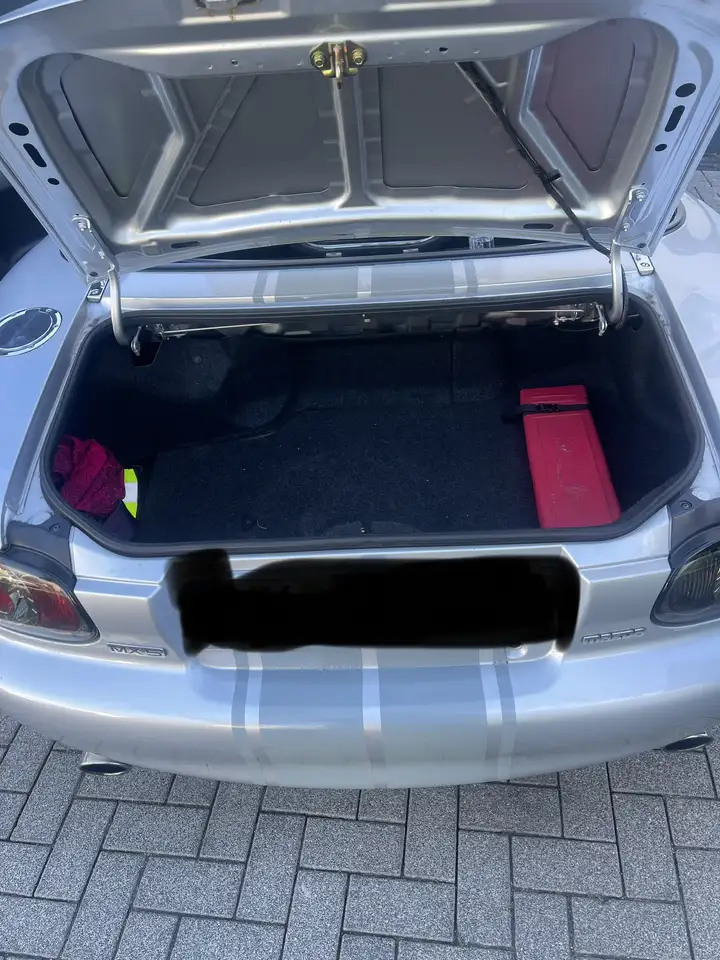 Mazda MX-5 1.6i 16V, foto 2
