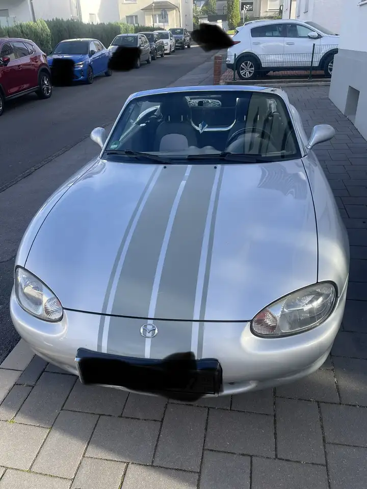 Mazda MX-5 1.6i 16V, foto 1