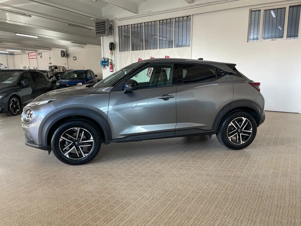 Nissan Juke 1.0 dig-t N-Connecta 114cv dct Automatic Neopatentati 5