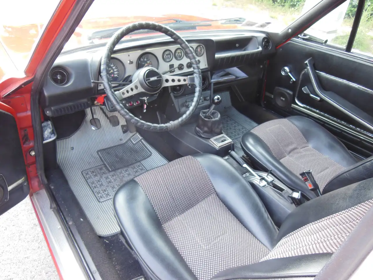 Fiat 124 Coupè Sport, foto 4