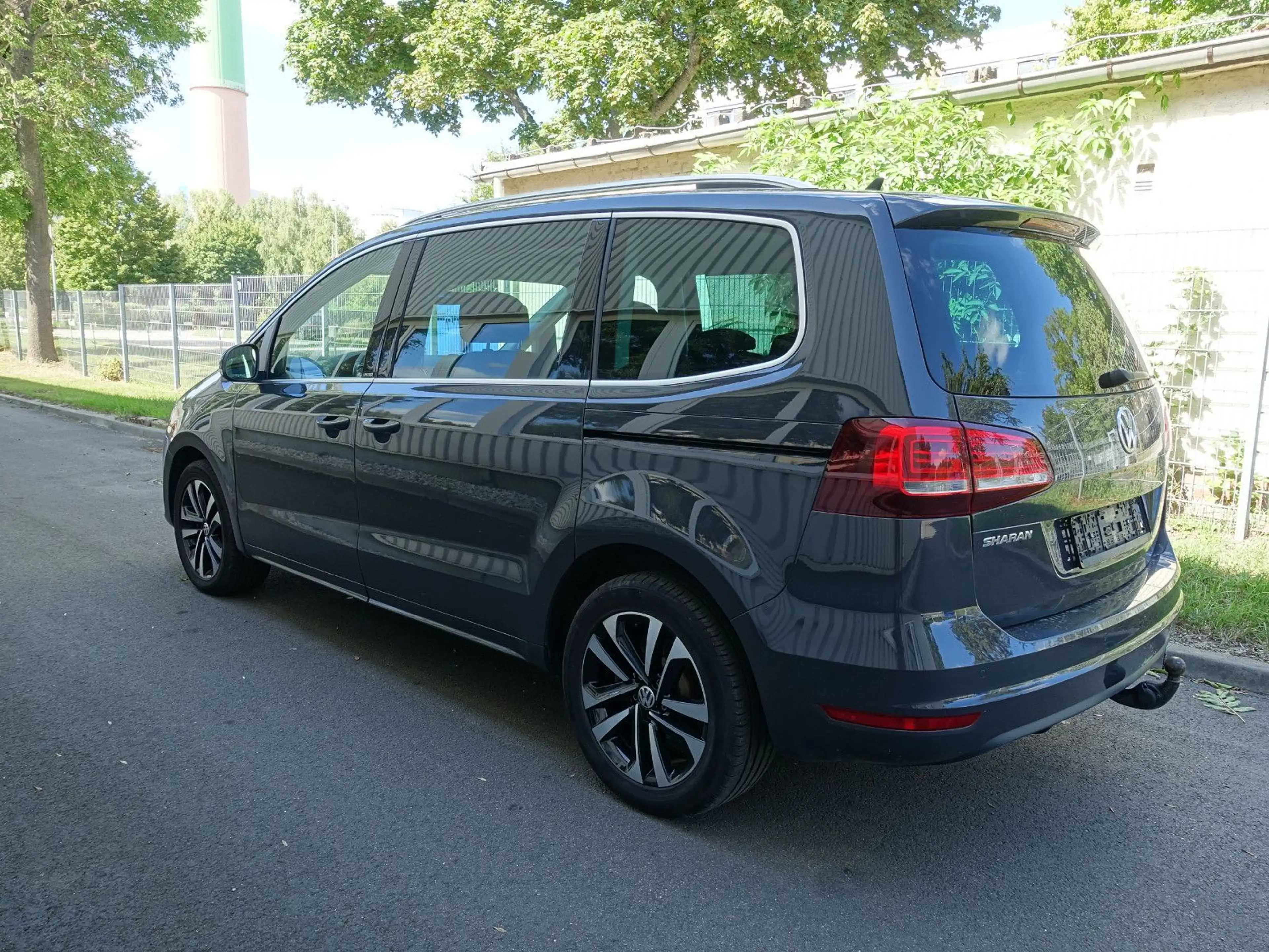 Volkswagen Sharan 1.4 TSI DSG UNITED*PANO*NAVI*7Sitze*AHK — photo 6