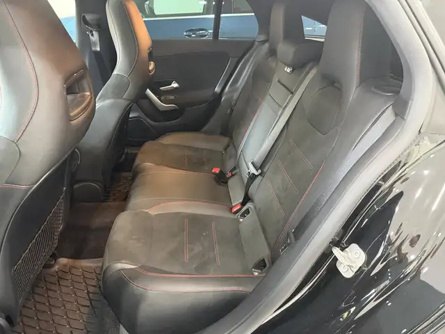 Mercedes-Benz Cla view 11
