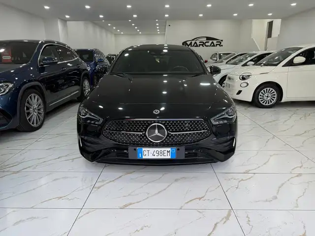 Mercedes-Benz Cla view 2