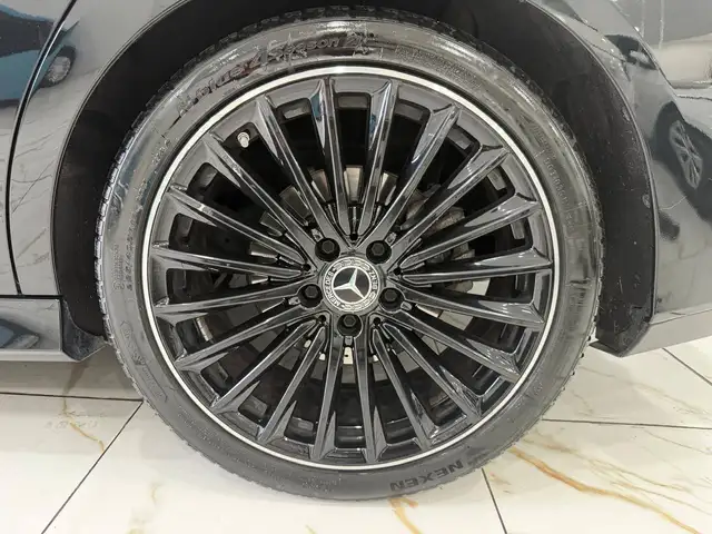 Mercedes-Benz Cla view 7
