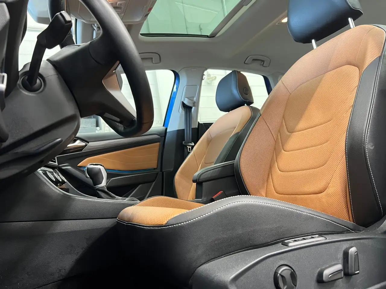 Volkswagen Jetta снимка Volkswagen Jetta