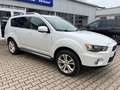 Mitsubishi Outlander Invite 2WD Weiß - thumbnail 18