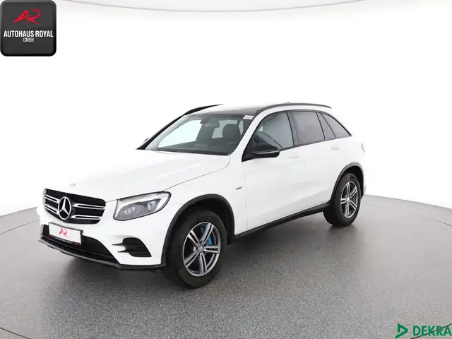 Mercedes-Benz GLC 350 GLC 350 e 4M AMG NIGHT PANORAMA,SCHECKHEFT,1.HD