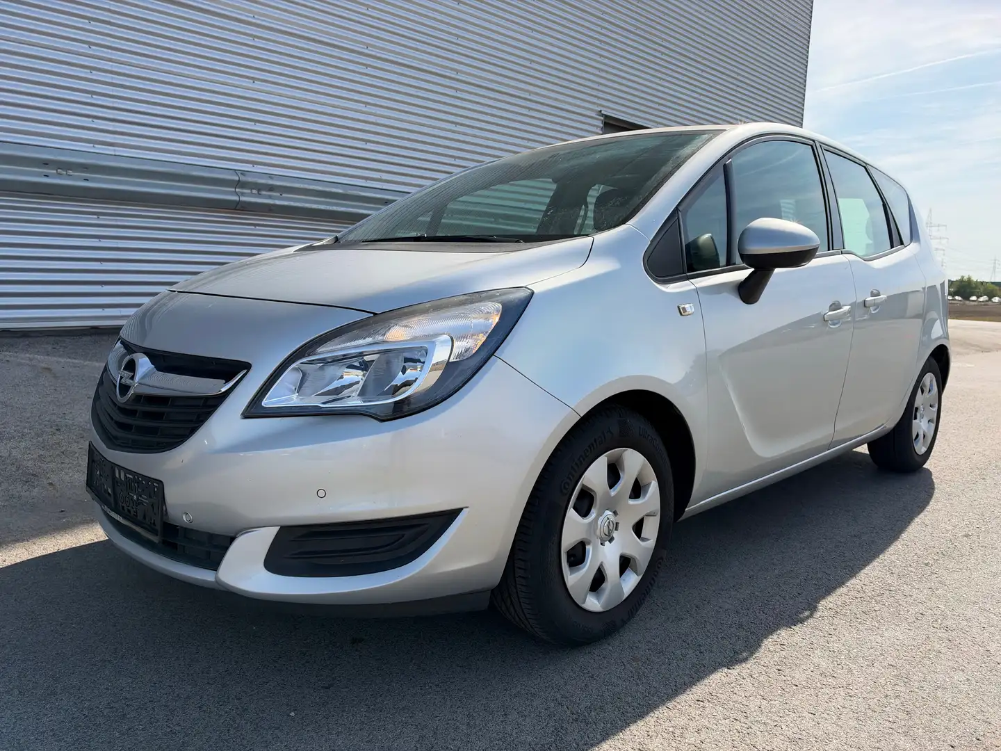 Opel Meriva 1,4 Ecotec Cool & Sound ID:66 Grau - 2
