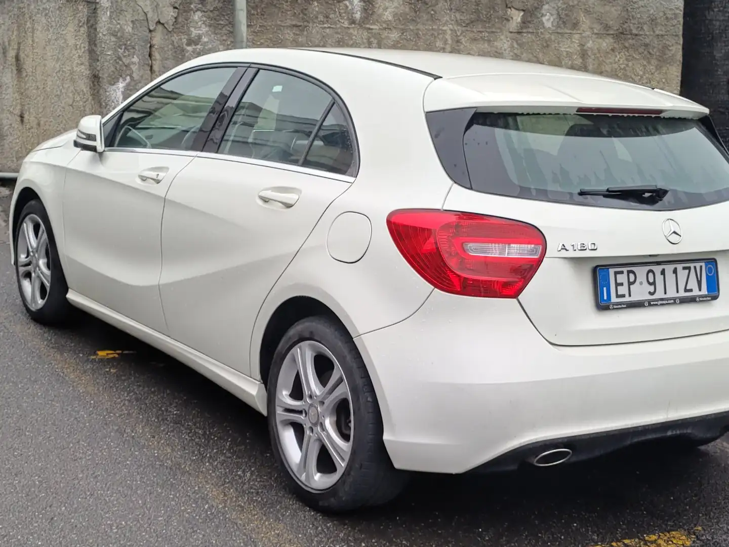 Mercedes-Benz A 180 Classe A - W176 cdi (be) Premium Bianco - 1
