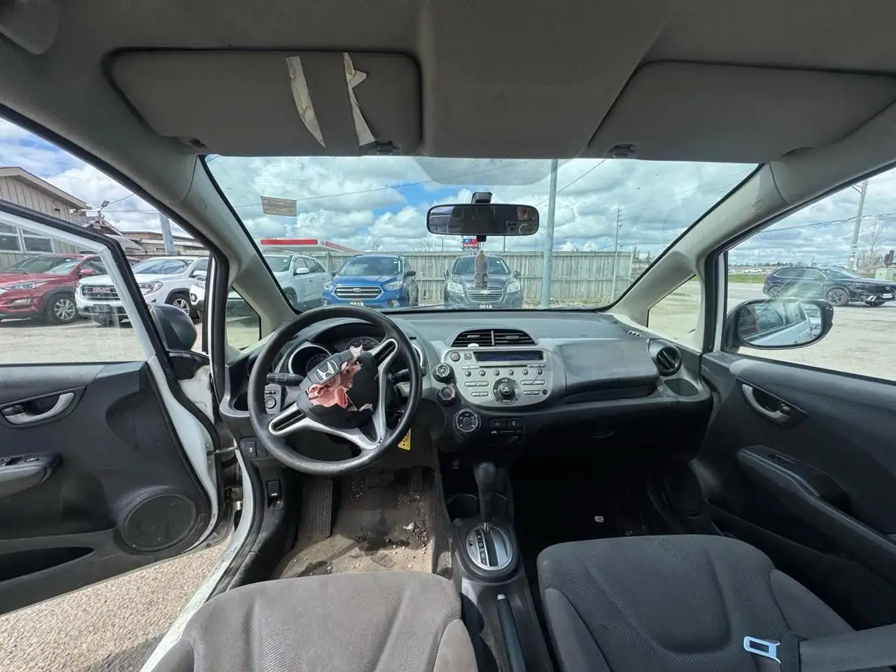 Honda Fit снимка Honda Fit