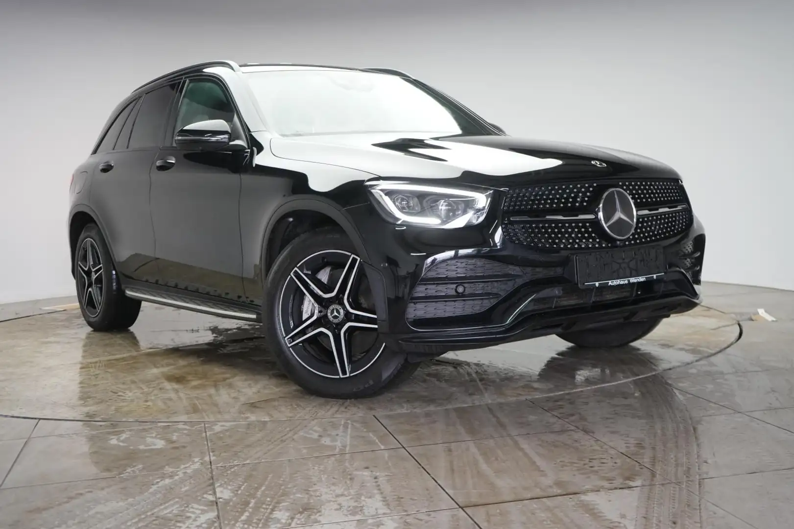 Mercedes-Benz GLC 400 d 4Matic 9G-Tronic AMG Line Noir - 1