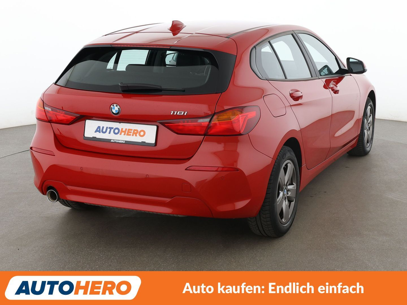 BMW 118 118i Advantage Aut.*NAV*TEMPO*PDC*SHZ*ALU*KLIMA* — photo 6