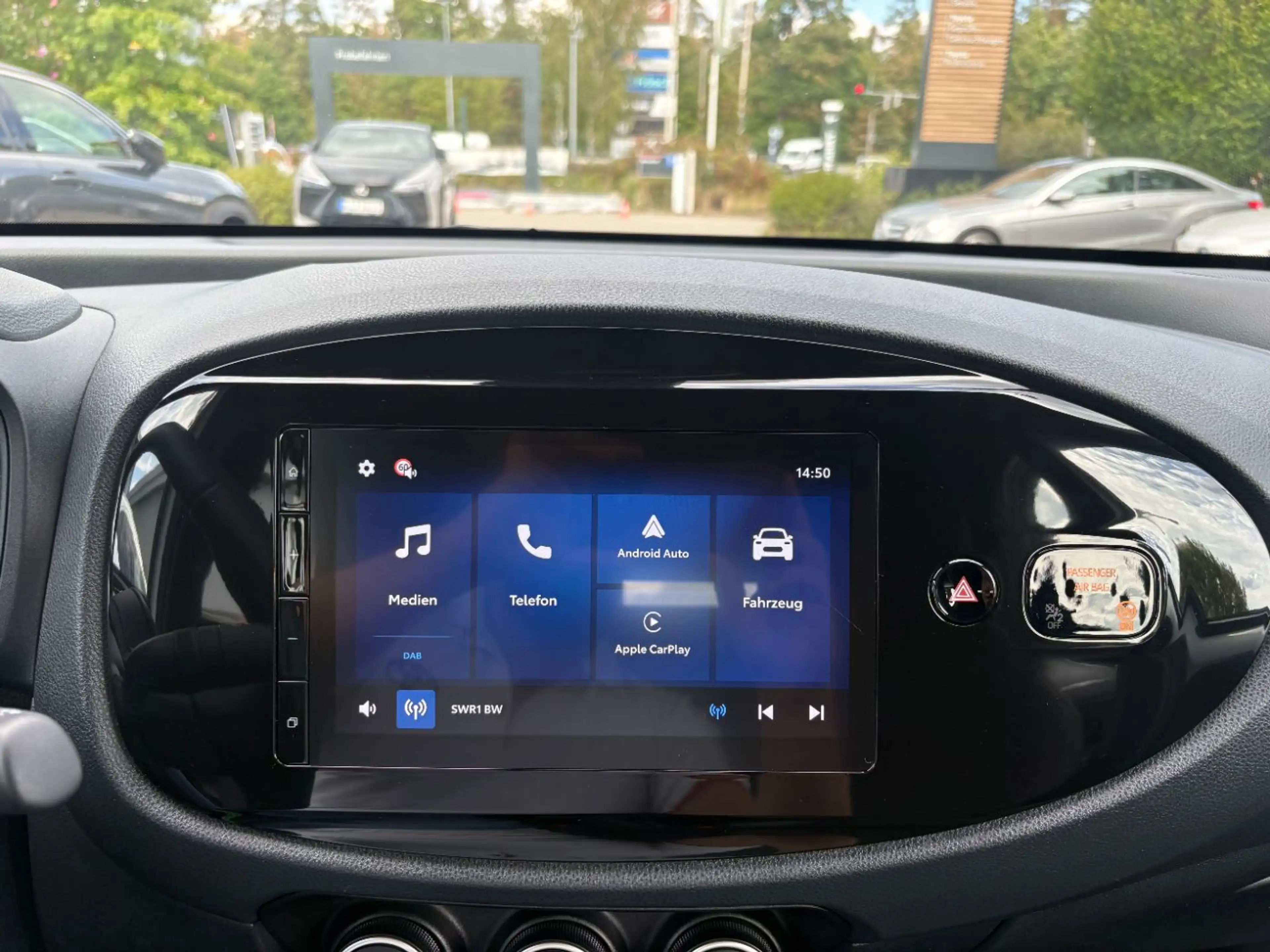 Toyota Aygo X 1.0 Business Edition Kamera, AppleCarPlay — photo 10