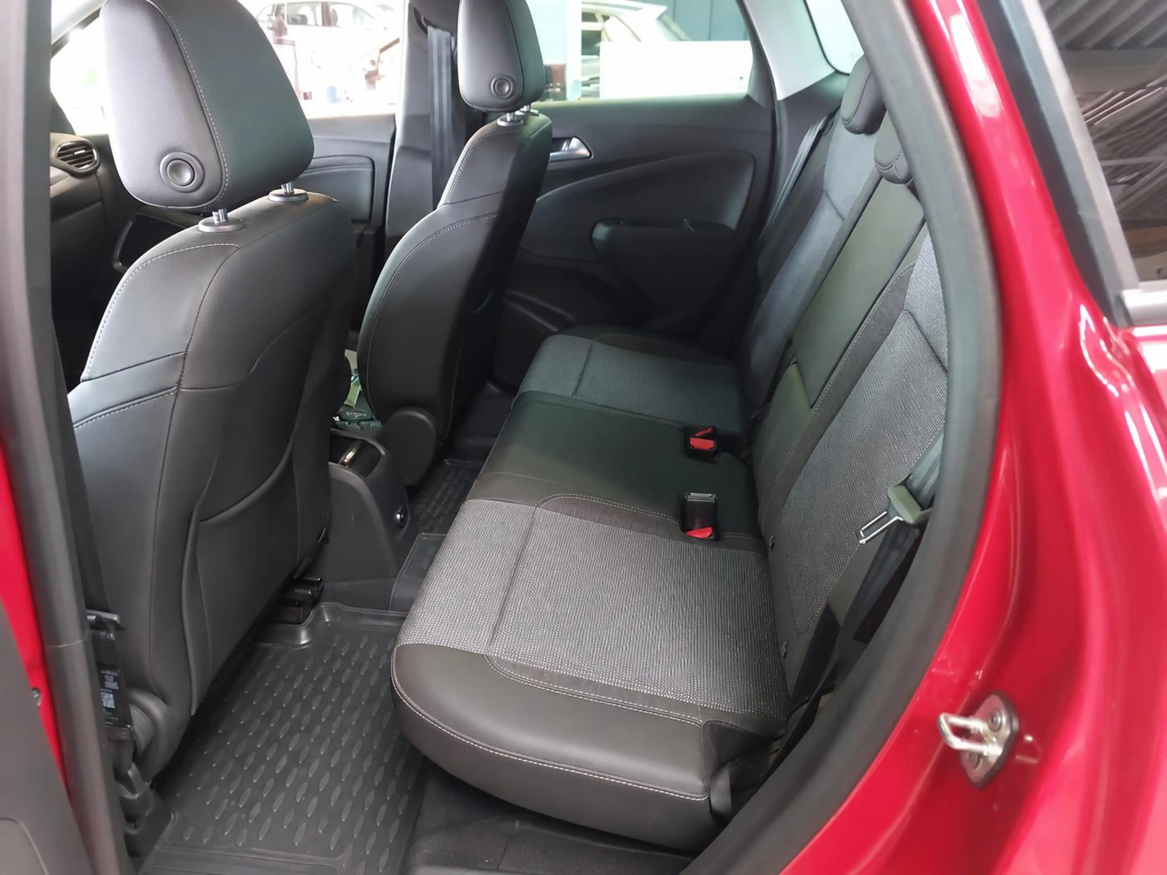 Opel Crossland 1.2 Automatik Elegance *SHZ*CAM*NAVI* — photo 7