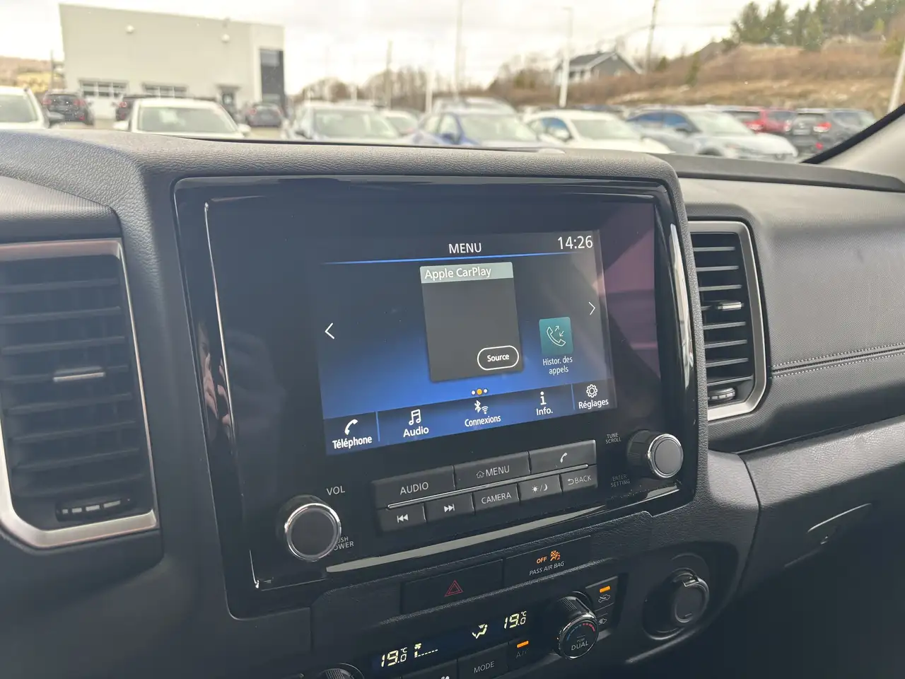 Nissan Frontier снимка Nissan Frontier
