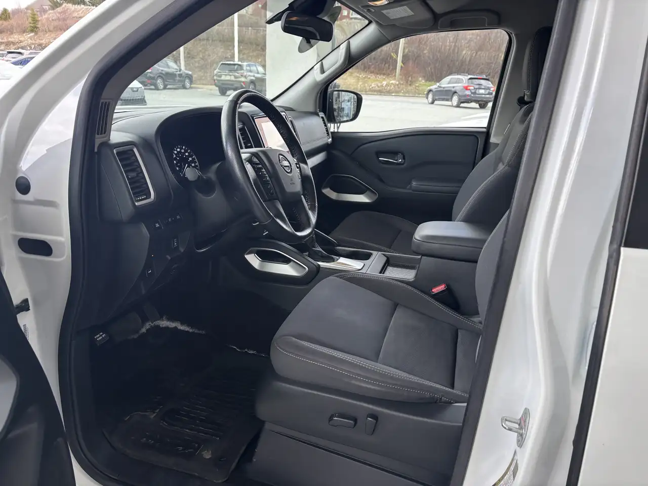 Nissan Frontier снимка Nissan Frontier