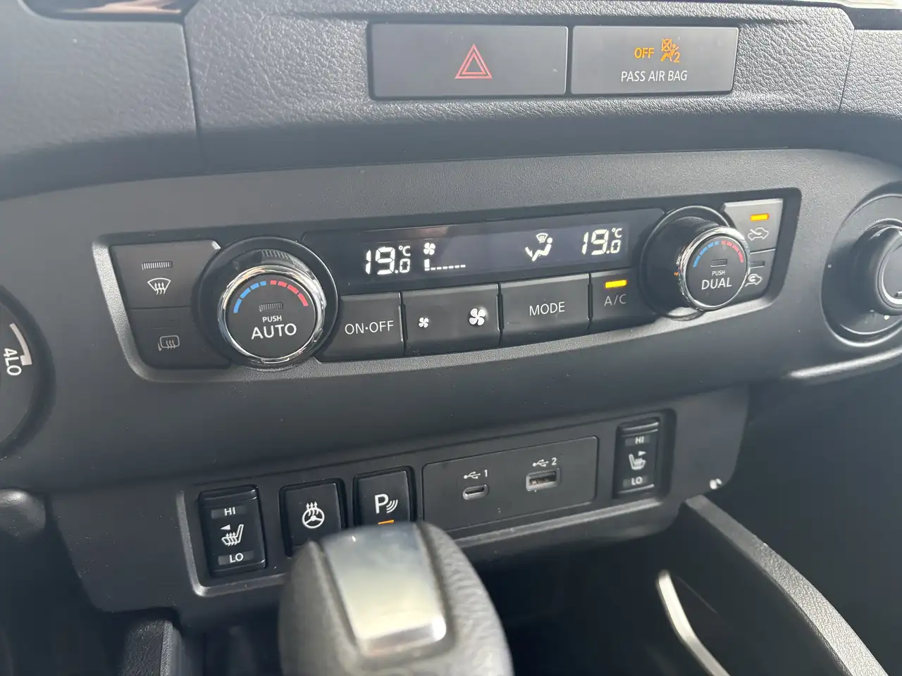 Nissan Frontier снимка Nissan Frontier