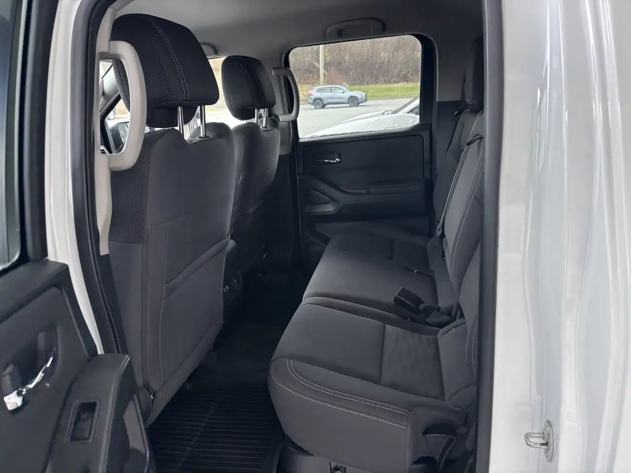 Nissan Frontier снимка Nissan Frontier