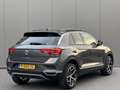 Volkswagen T-Roc 1.5 TSI 150pk DSG Style | Navigatie | Stoelverwarm Gris - thumbnail 2