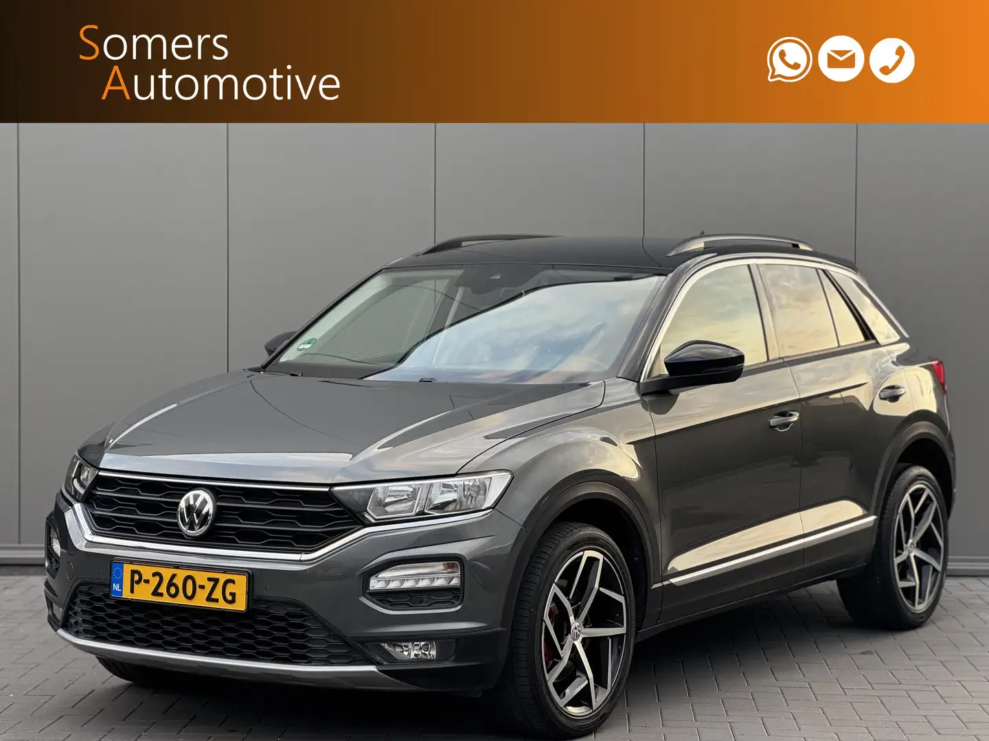 Volkswagen T-Roc 1.5 TSI 150pk DSG Style | Navigatie | Stoelverwarm Gris - 1