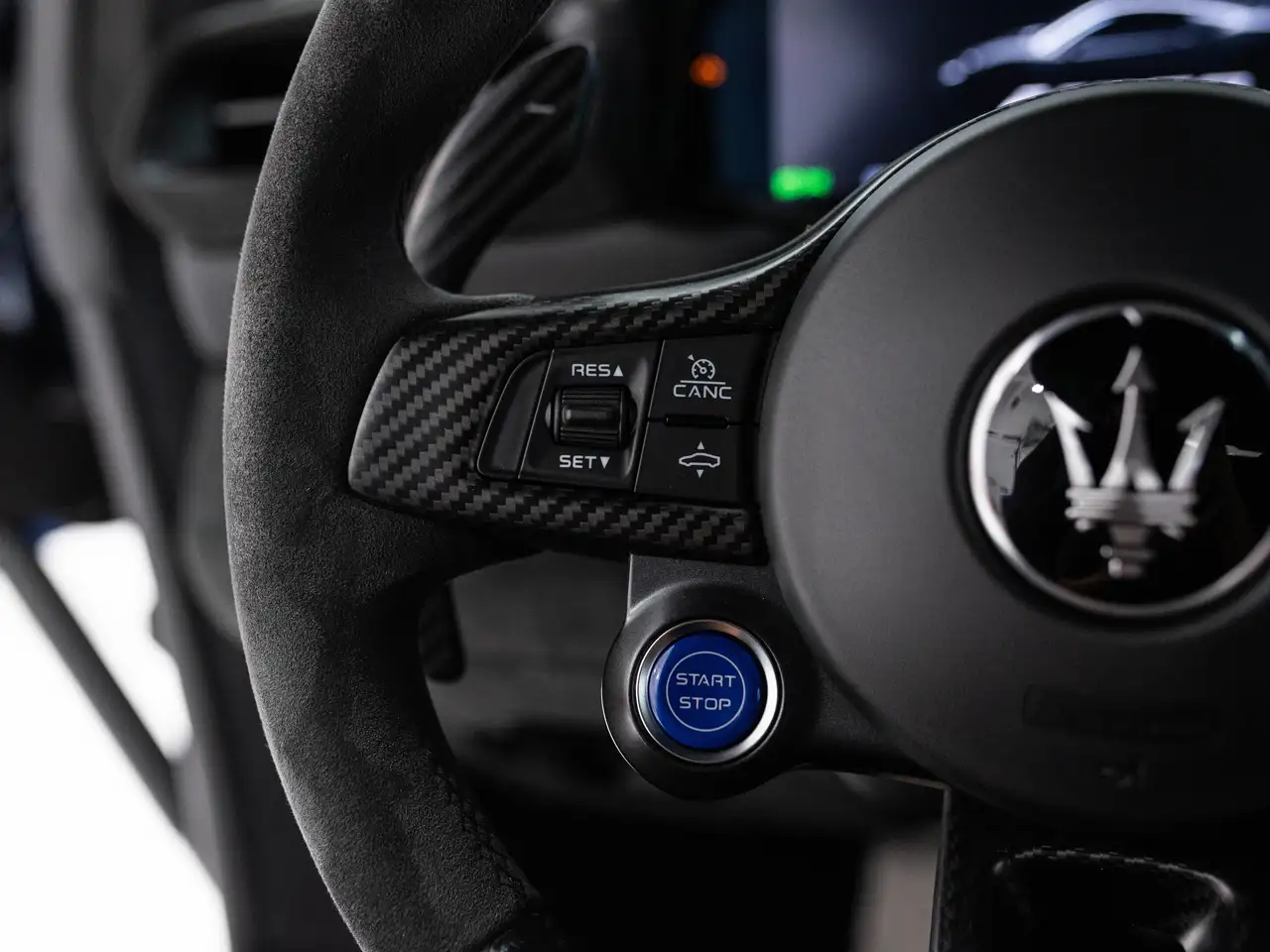 Maserati MC20 photo Maserati MC20