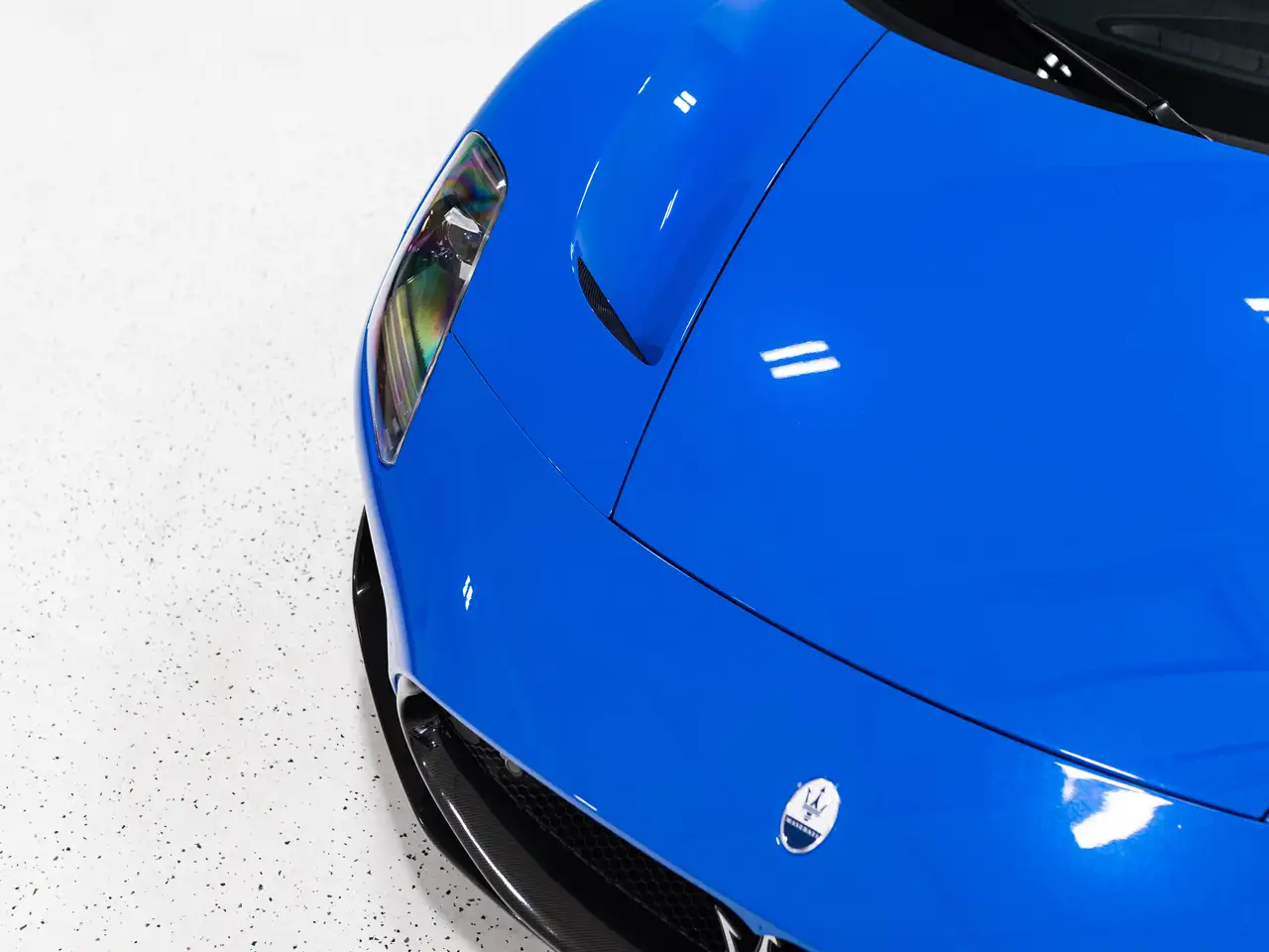 Maserati MC20 photo Maserati MC20