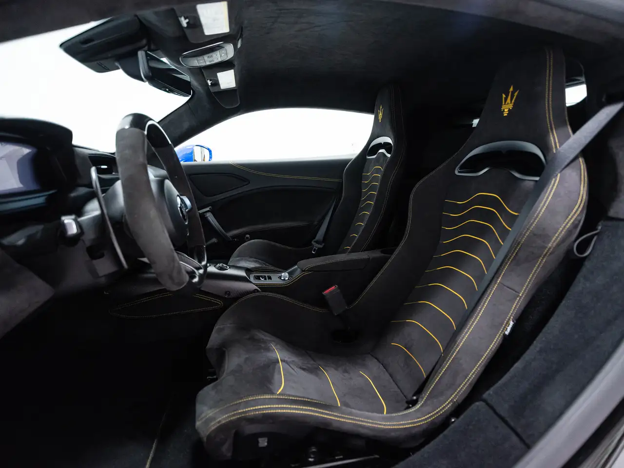 Maserati MC20 photo Maserati MC20
