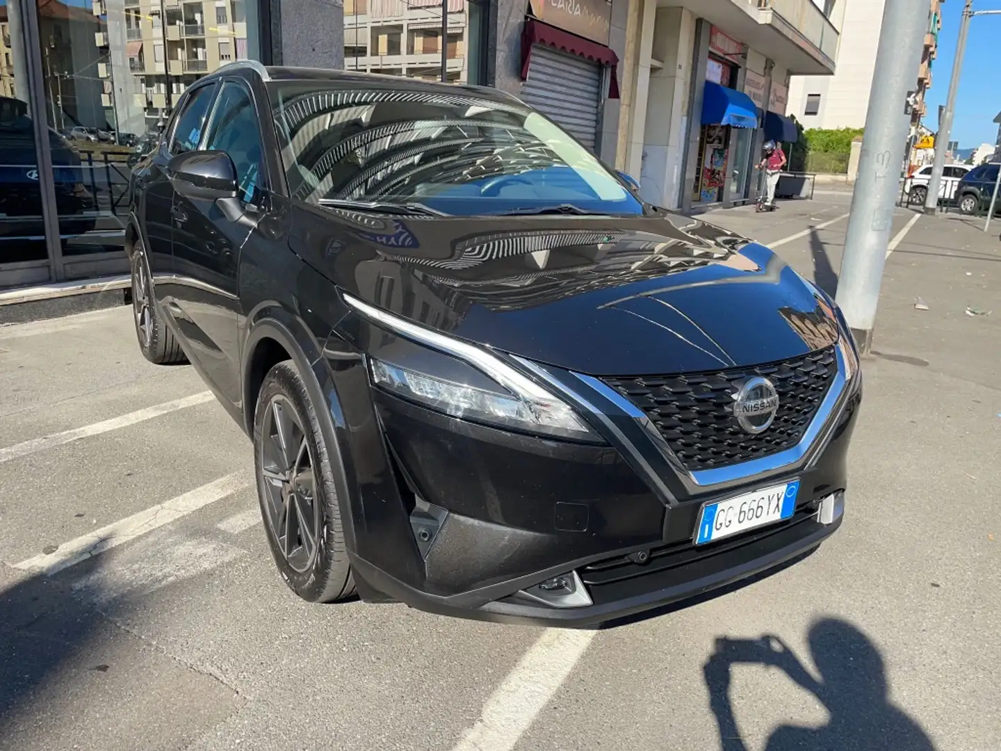 Nissan Qashqai 1.3 mhev Tekna 2wd 140cv Gris - 1