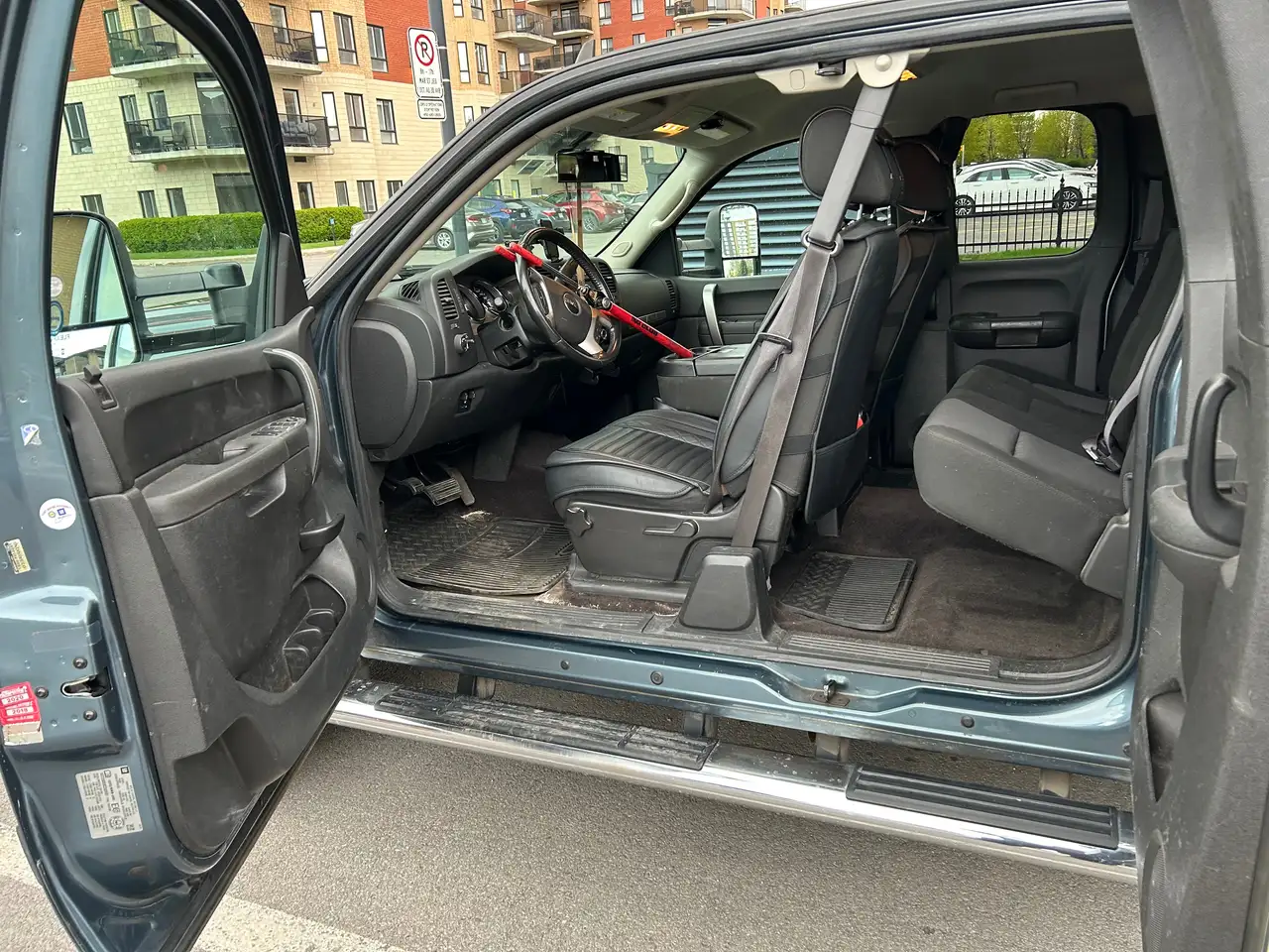 GMC Sierra 2500HD снимка GMC Sierra 2500HD