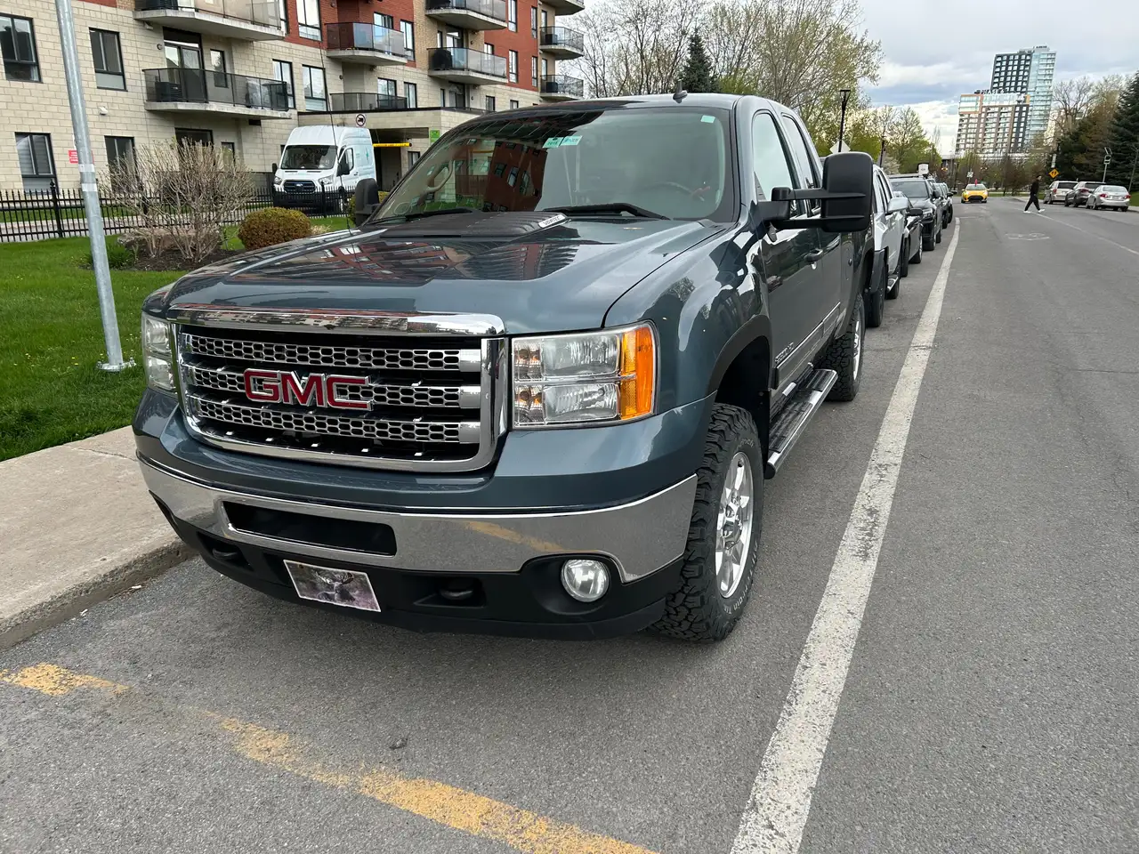 GMC Sierra 2500HD снимка GMC Sierra 2500HD