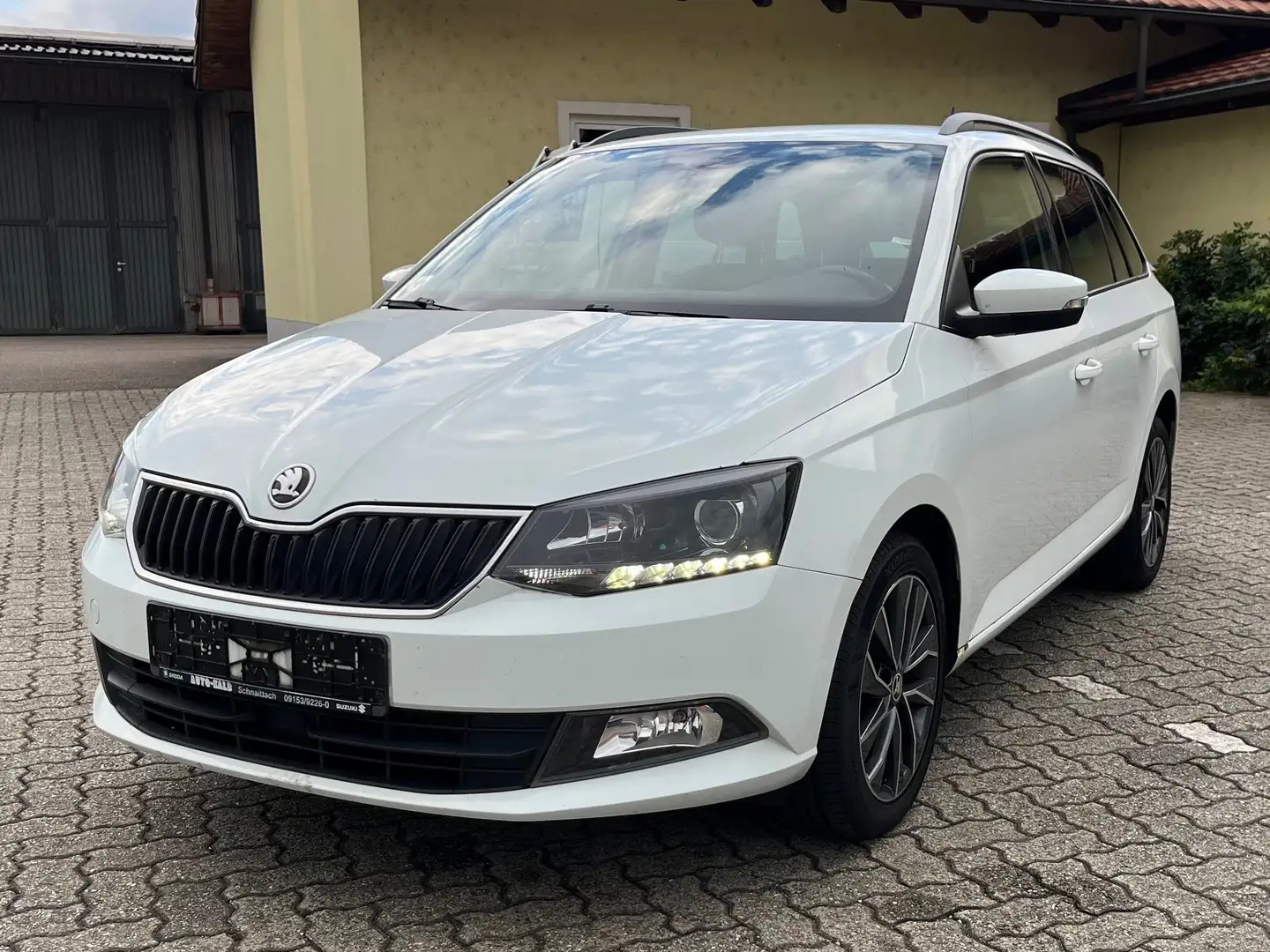 Skoda Fabia Combi 1.4 TDI Edition Weiß - 1