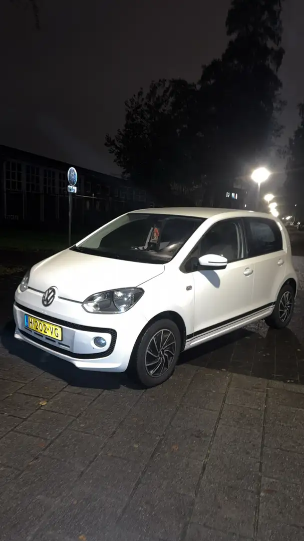 Volkswagen up! Volkswagen up! 1.0 50KW Ecofuel 2013 Wit - 1