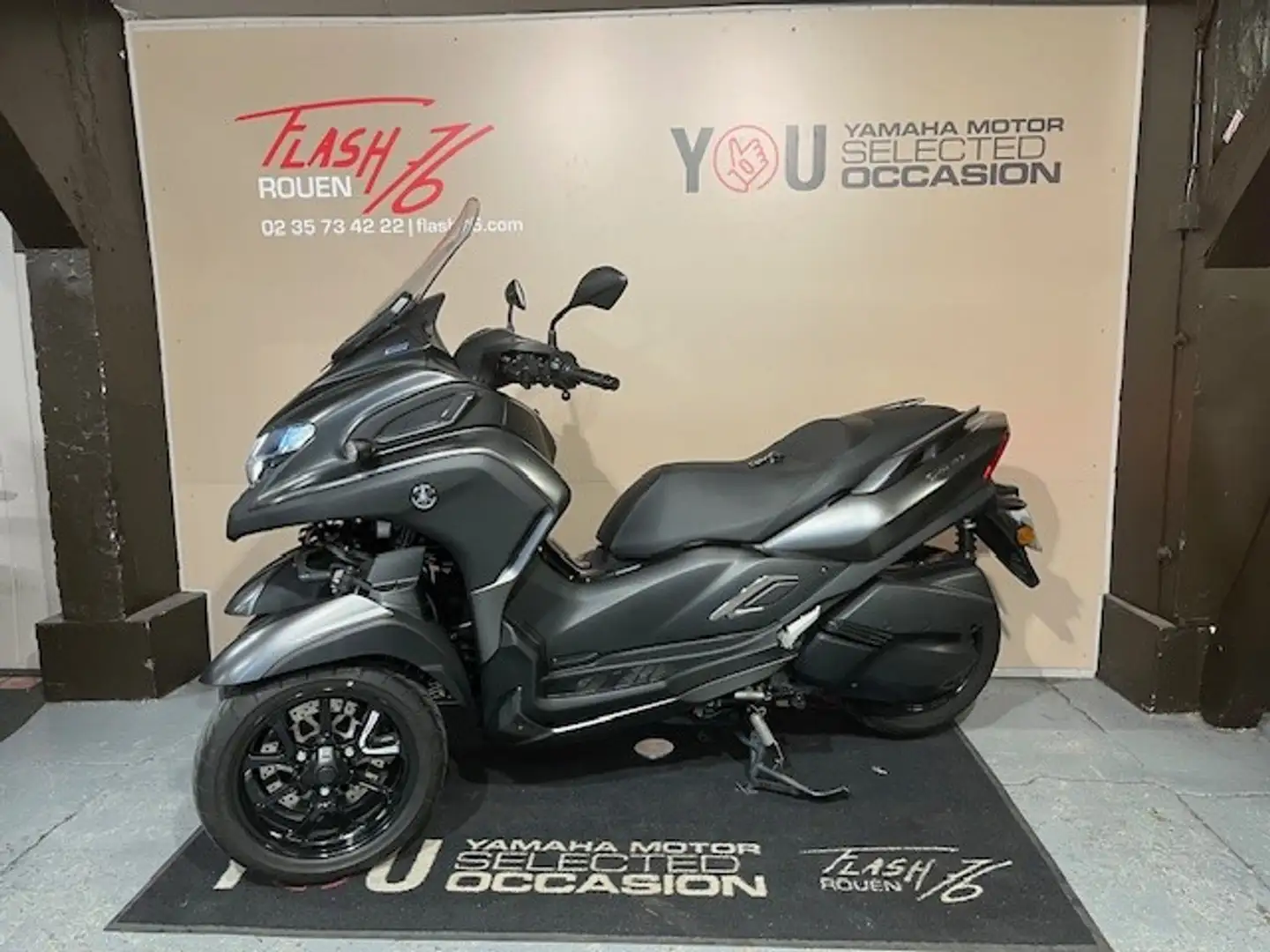 Yamaha TriCity Gri - 2