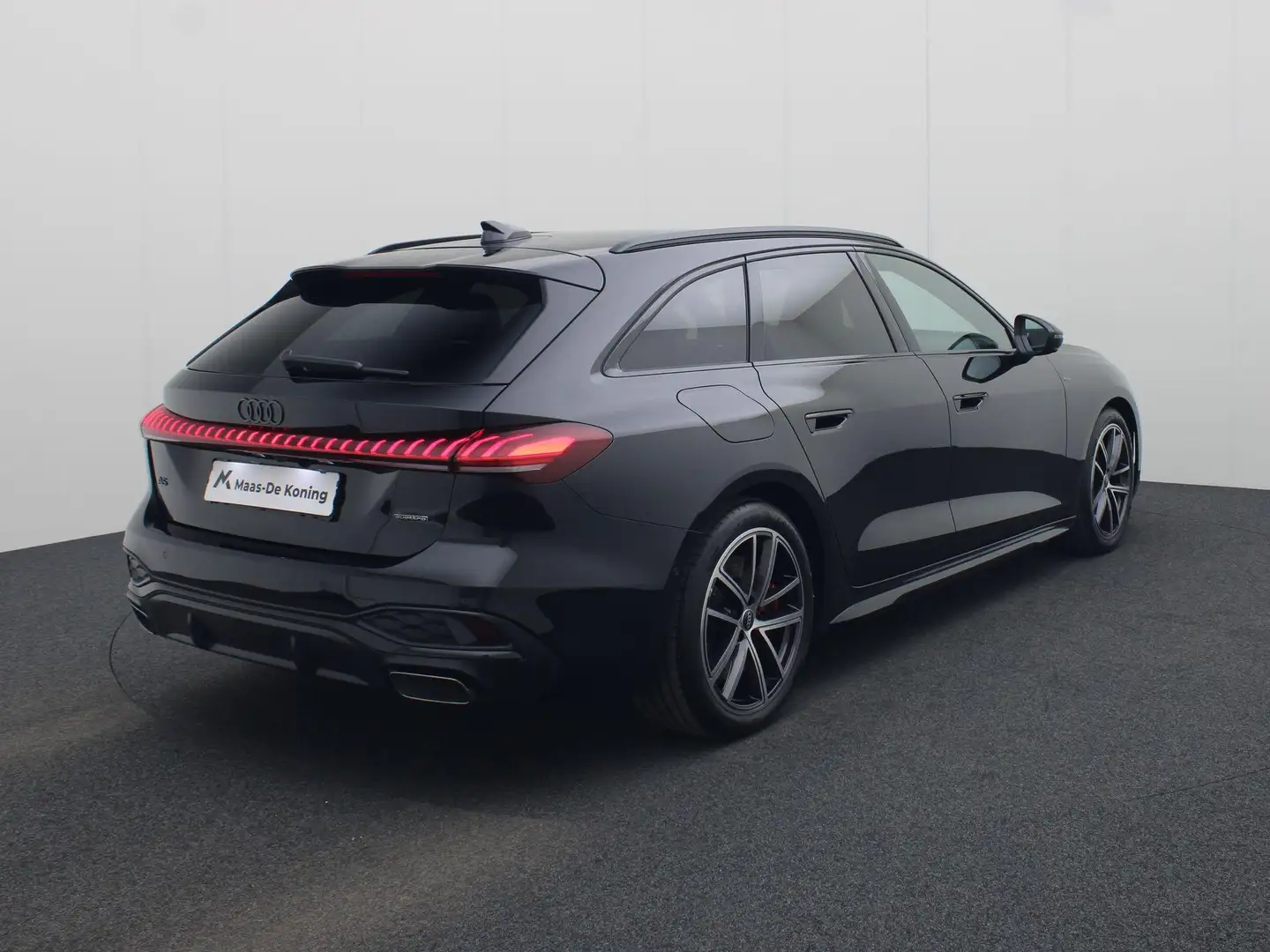 Audi A5 Avant 2.0 e-hybrid 367pk S-tronic Quattro S Line · Negro - 2