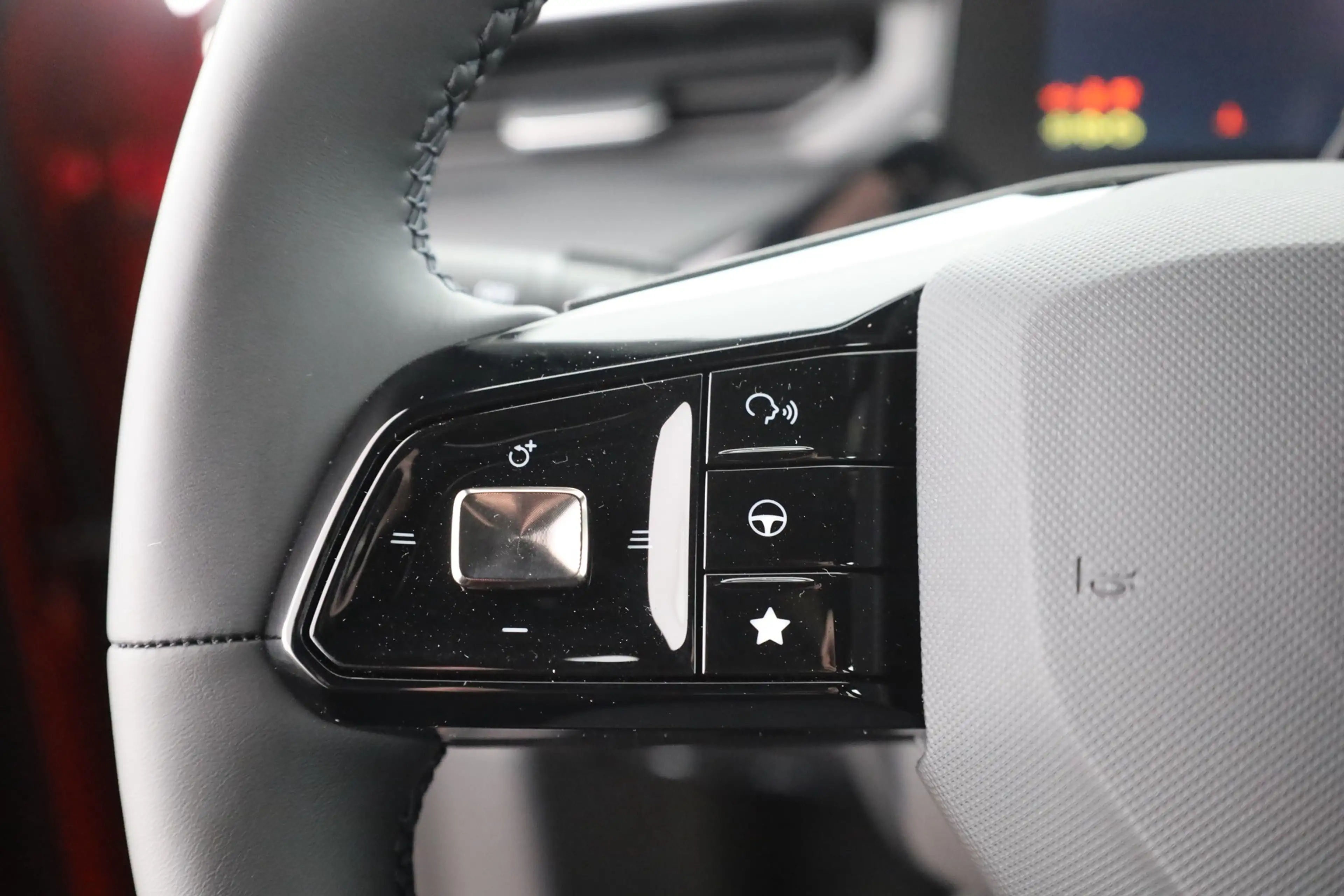 MG MG3 1.5 Hybrid Luxury Aut. LED ACC Navi 360° — photo 15