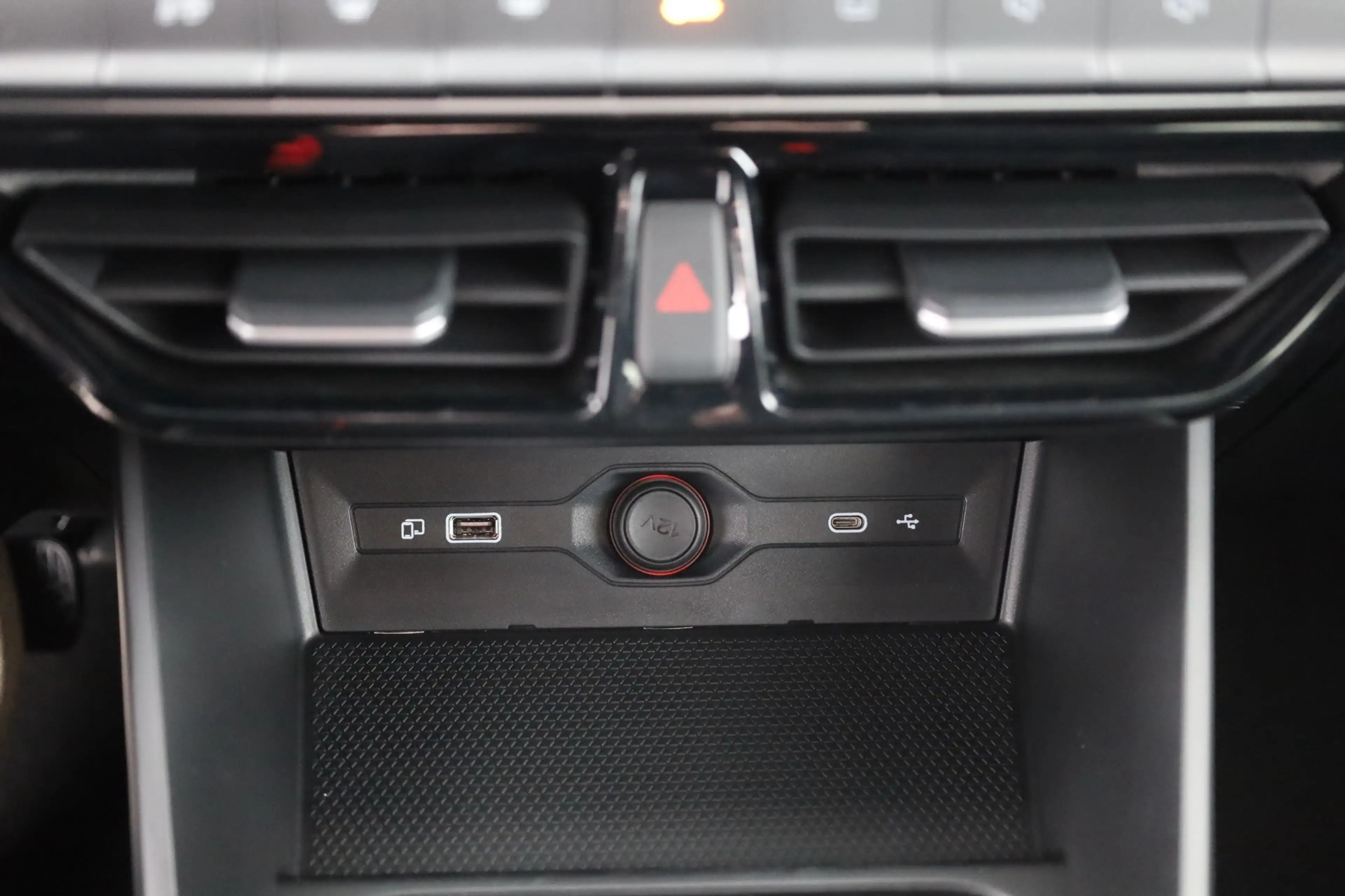 MG MG3 1.5 Hybrid Luxury Aut. LED ACC Navi 360° — photo 12