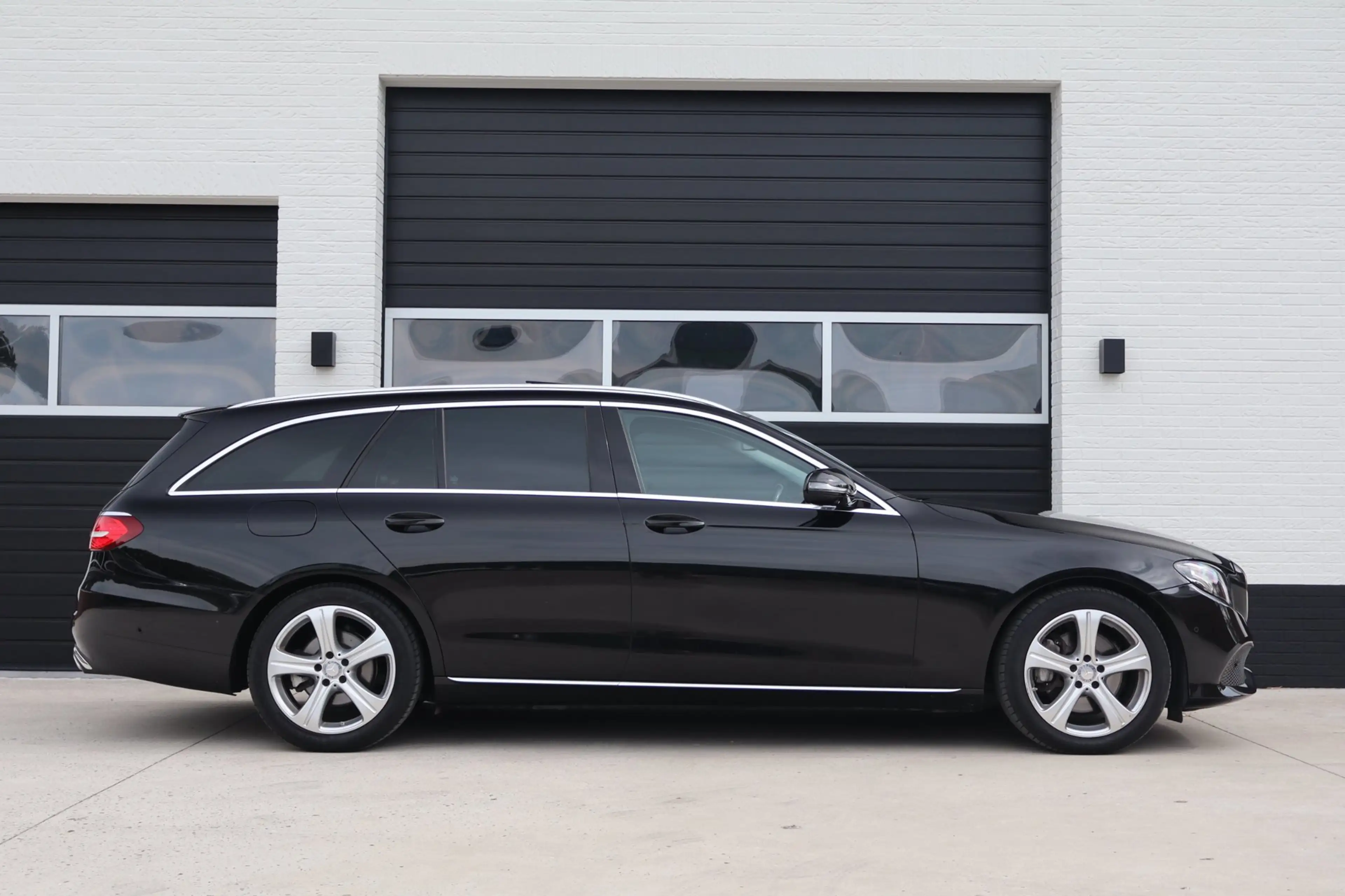 Mercedes-Benz E 250 Estate 211pk Prestige Plus - Panoramadak - Trekhaa — photo 5