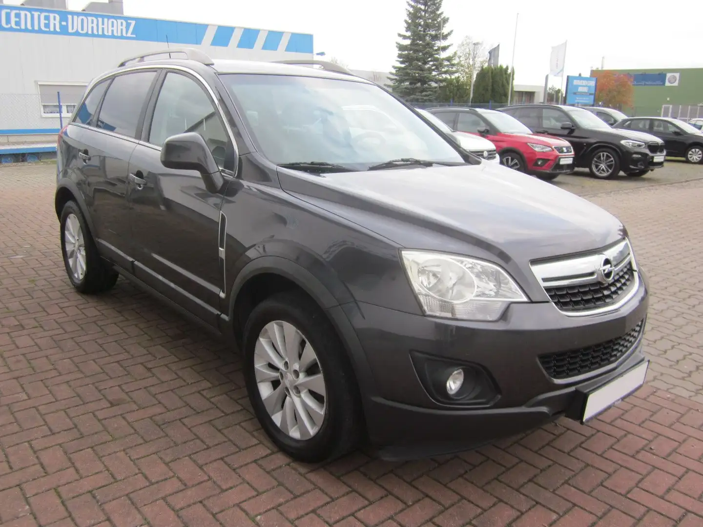 Opel Antara Design Edition 4x4+AHK+SHZ+18"+NAVI Grau - 2