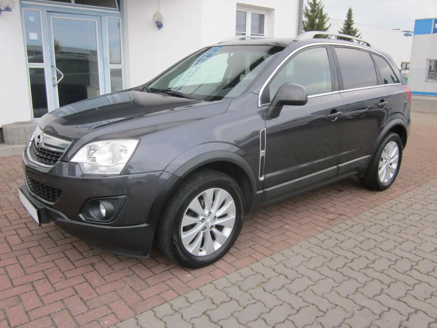 Opel Antara Design Edition 4x4+AHK+SHZ+18"+NAVI Grau - 1